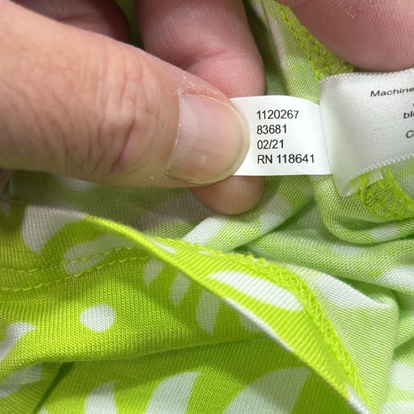 Lane Bryant NWT Vibrant Lime Green and White One Shoulder Ruffled Top Size 22/24 - Picture 8 of 8